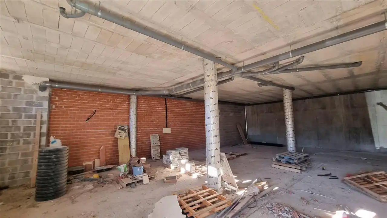 Local comercial en venda a PARAYO, imagen 8