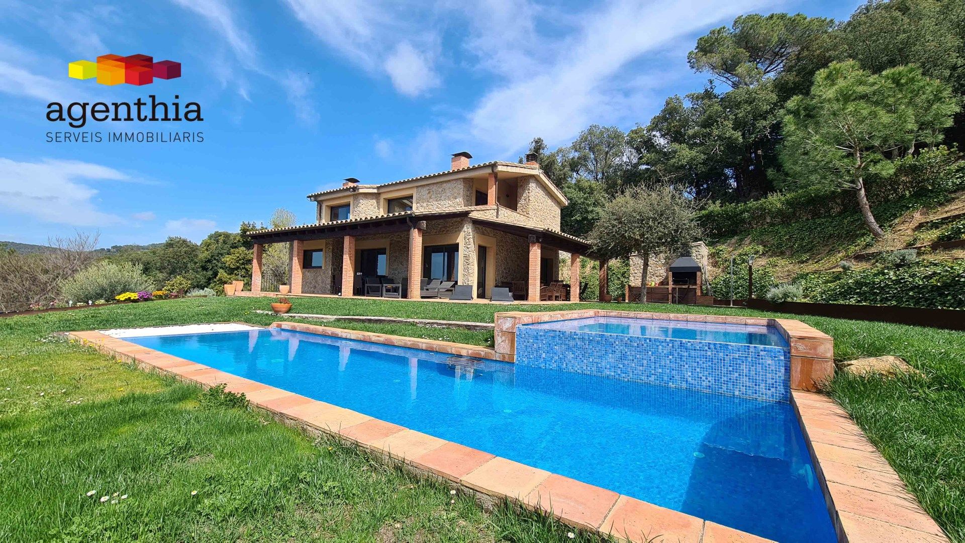 Garden of House or chalet for sale in Santa Cristina d'Aro  with Air Conditioner, Heating and Terrace