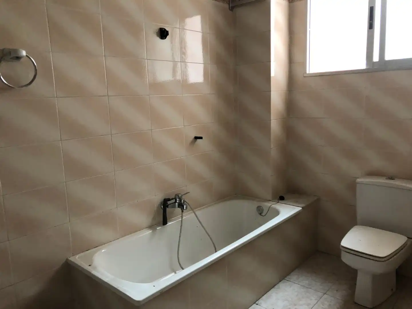 Piso con terraza en venta en Zona Nord, imagen 3