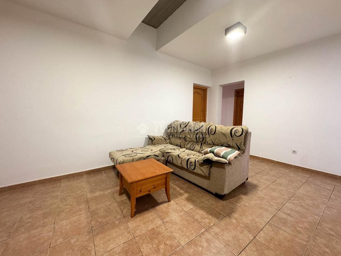 Sala d'estar de Casa o xalet en venda en Ingenio amb Terrassa i Moblat