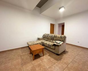 Sala d'estar de Casa o xalet en venda en Ingenio amb Terrassa i Moblat