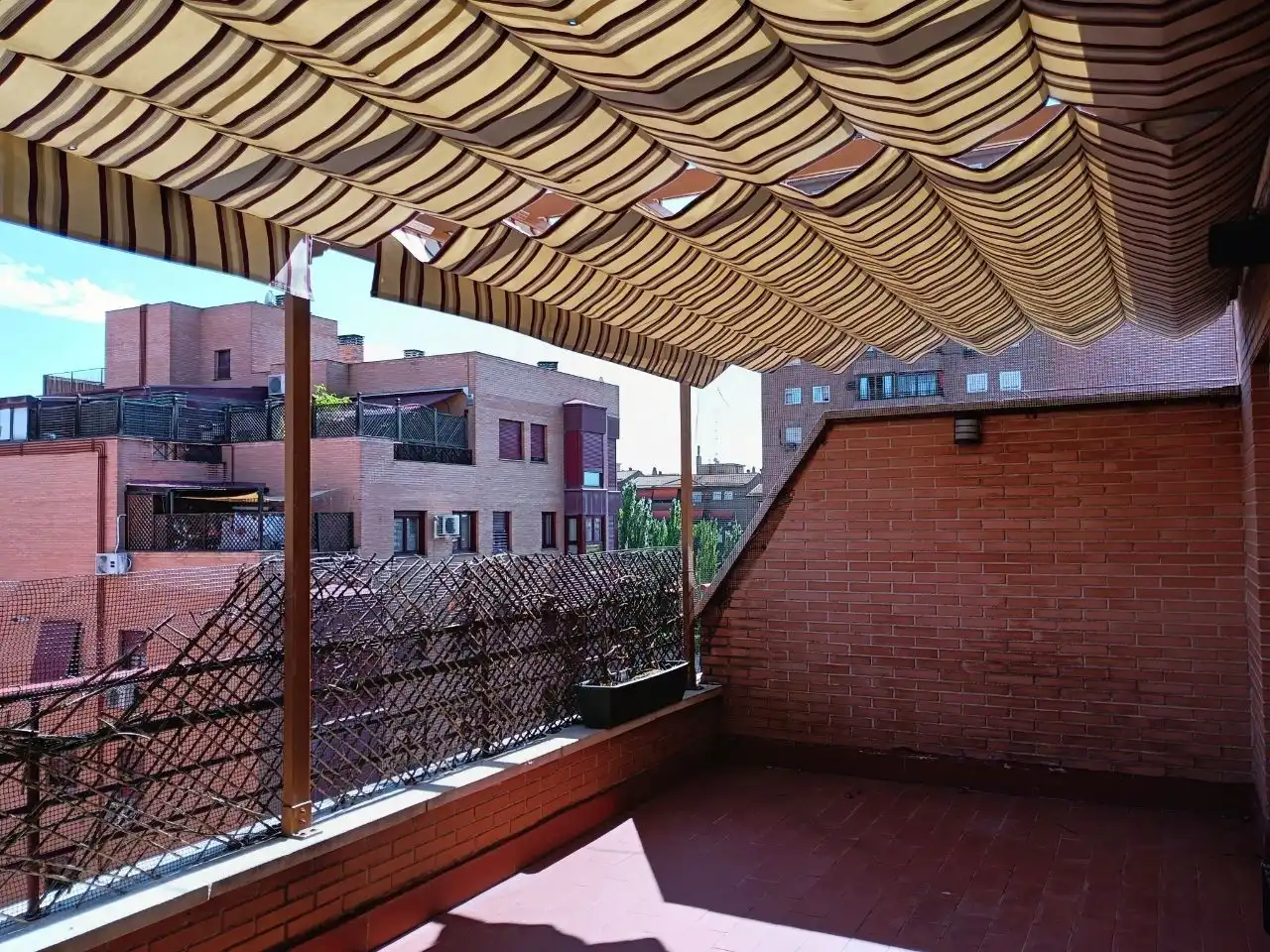 Terrasse von Dachboden zur Miete in Madrid mit Klimaanlage, Heizung und Parkett