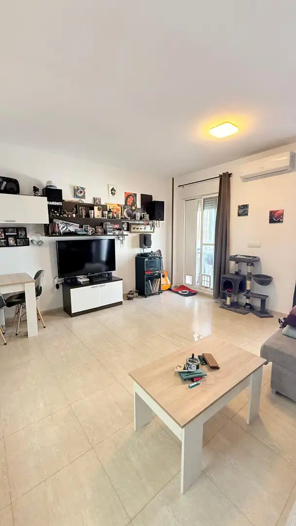 Wohnzimmer von Dachboden zum Verkauf in Fines
