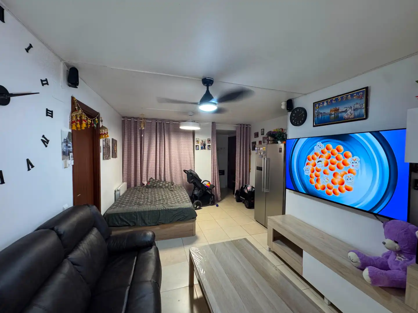Sala de estar de Piso en venta en Olot con Calefacción, Trastero y Balcón