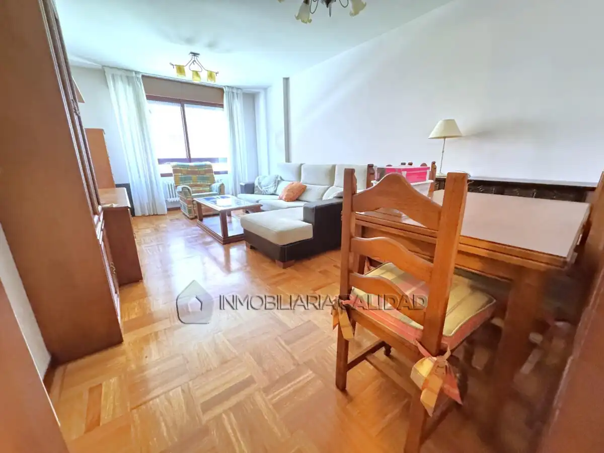 Living room of Flat for rent in Burgos  with Heating, Storage room and Furnished
