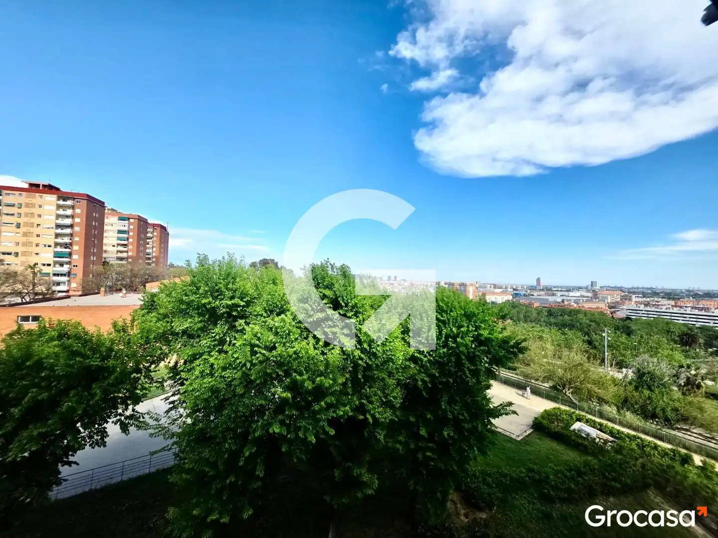 Exterior view of Flat for sale in Cornellà de Llobregat  with Air Conditioner, Heating and Oven