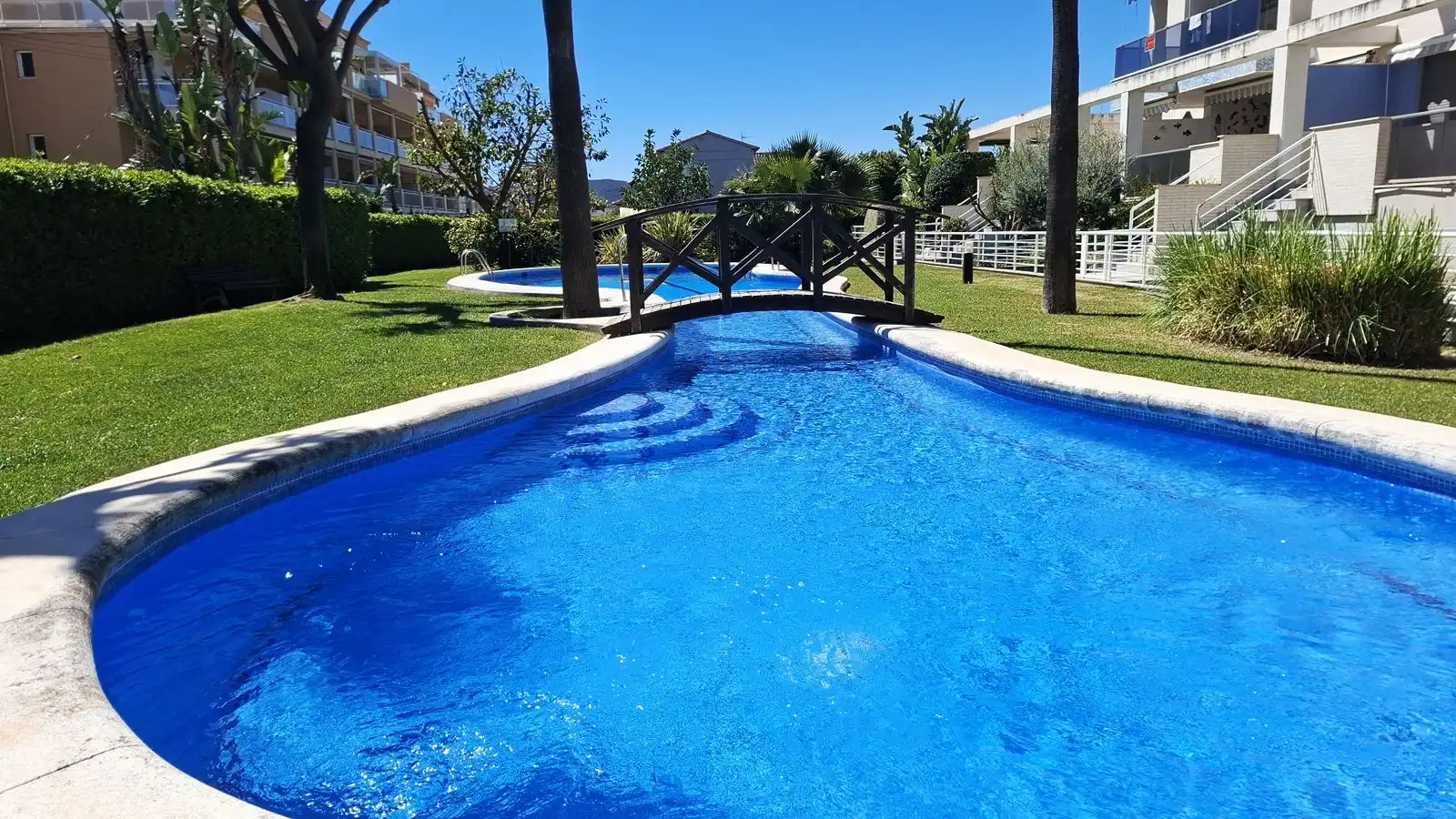 Piscina de Àtic en venda en Dénia amb Aire condicionat, Calefacció i Jardí privat