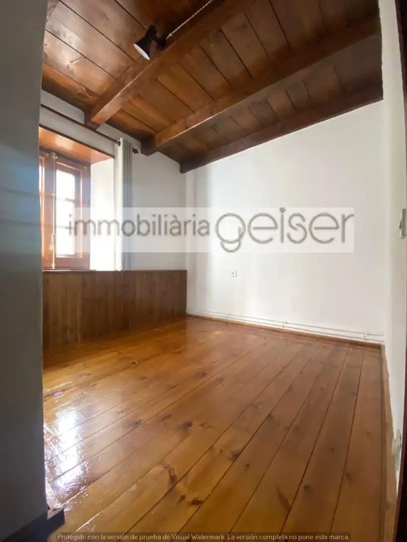 Sala de estar de Dúplex en venta en Ordino con Calefacción, Parquet y Terraza