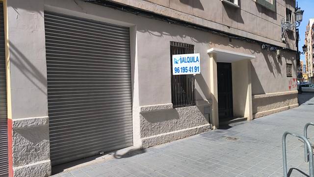 Local comercial en Alquiler en Carrer d'Alfambra, 1 en Morvedre