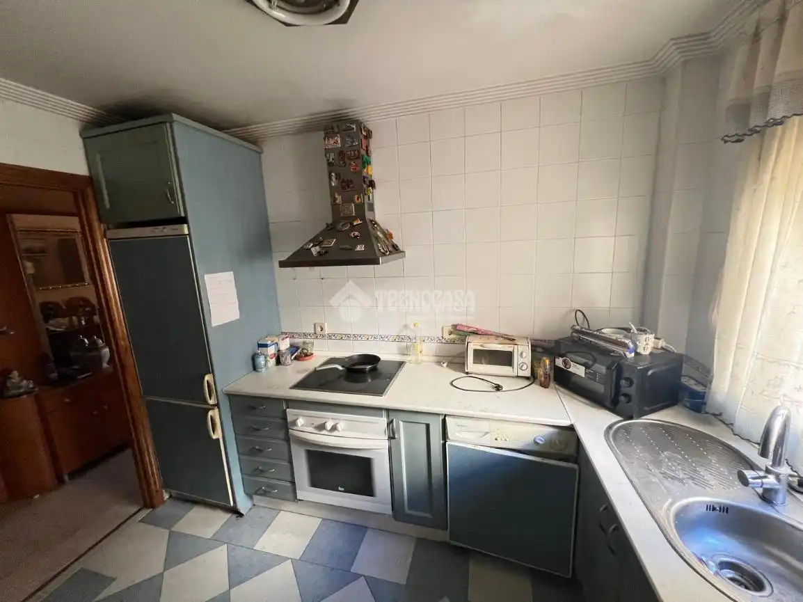 Cocina de Piso en venta en Dos Hermanas con Terraza