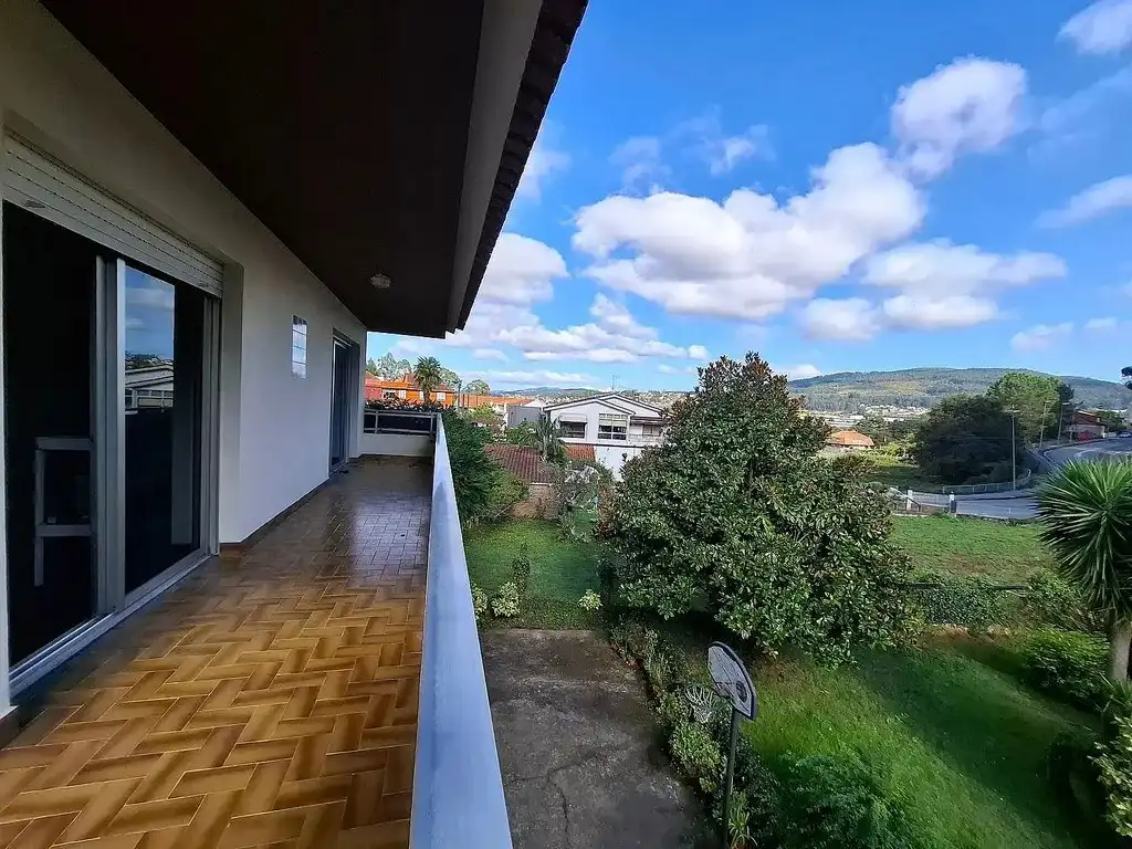 Terraza de Casa o chalet en venta en Vigo  con Jardín privado, Parquet y Terraza