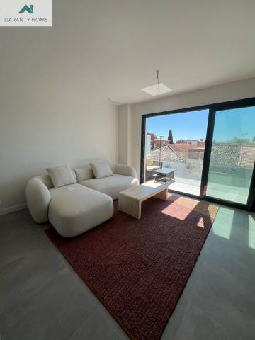 Piso en Alquiler en Pedregalejo - Morlaco