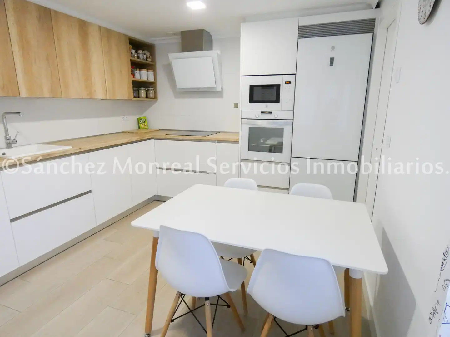 Cocina de Casa o chalet en venta en Alcázar de San Juan con Aire acondicionado, Calefacción y Trastero
