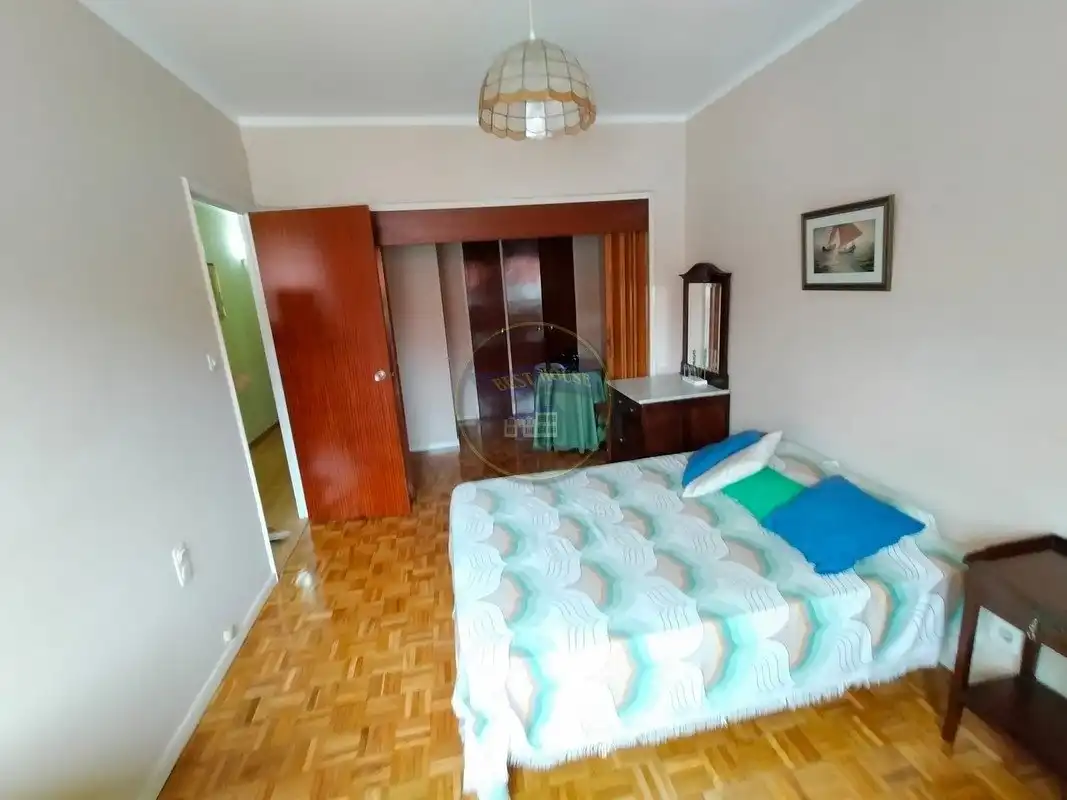 Bedroom of Flat for rent in Vigo   with Heating, Parquet flooring and Terrace