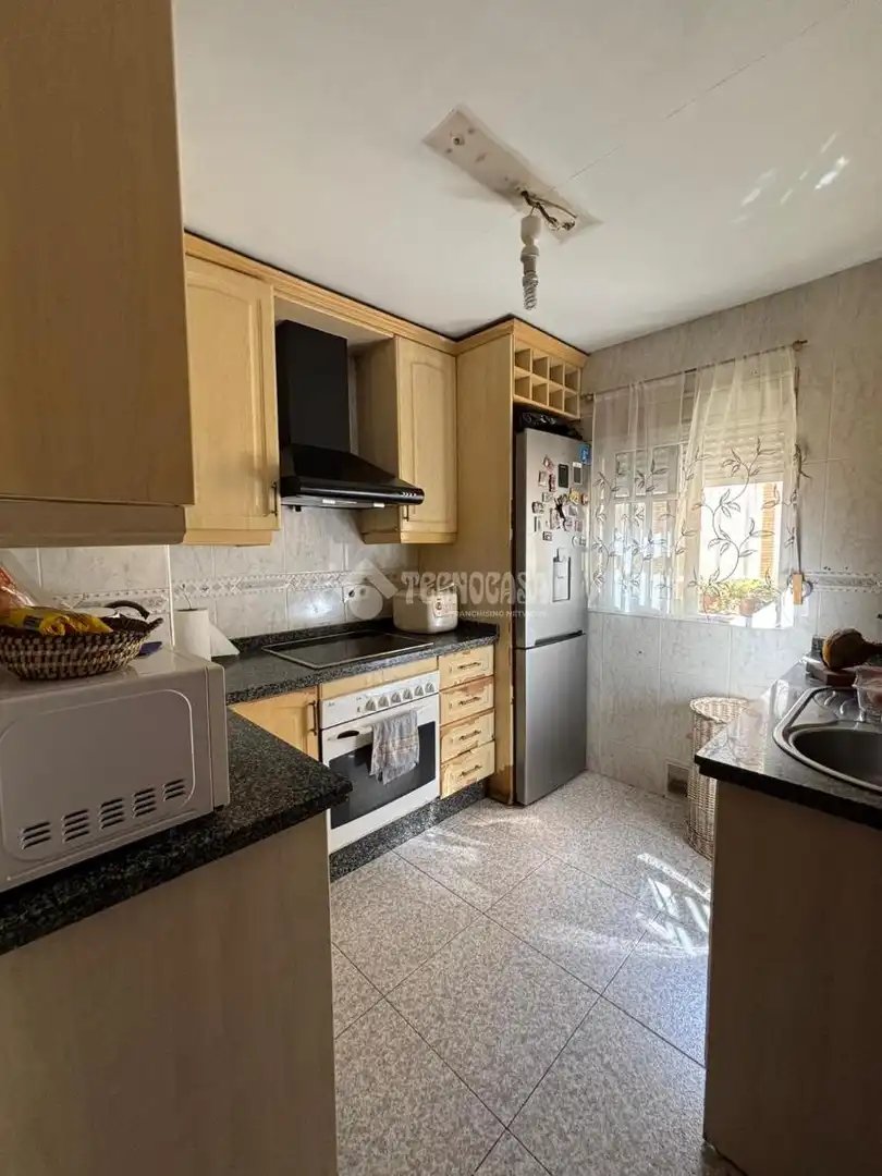 Küche von Wohnung zum Verkauf in Alcalá de Guadaira mit Klimaanlage