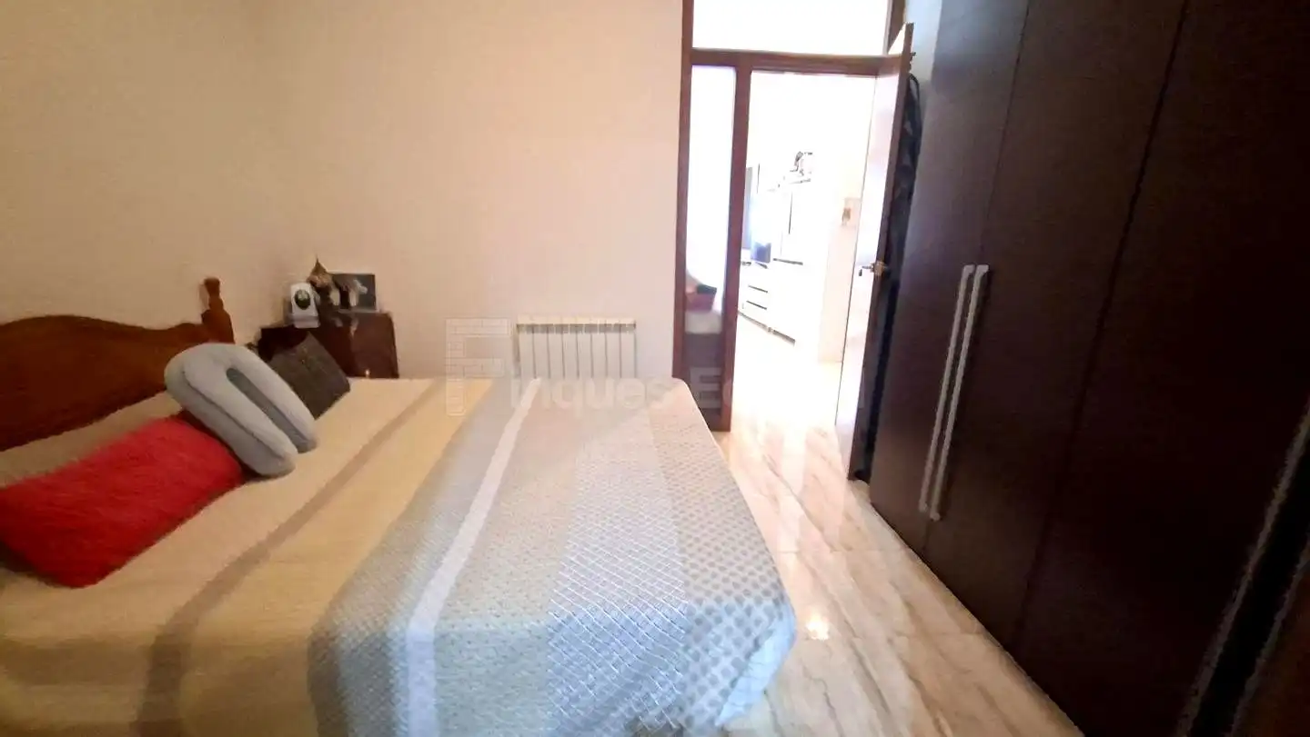 Habitación de Apartamento en venta en Argentona