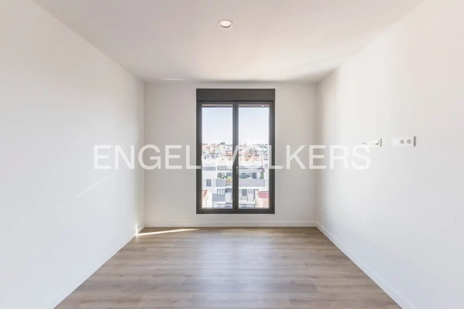 Habitación de Piso de alquiler en Madrid con Aire acondicionado, Calefacción y Jardín privado