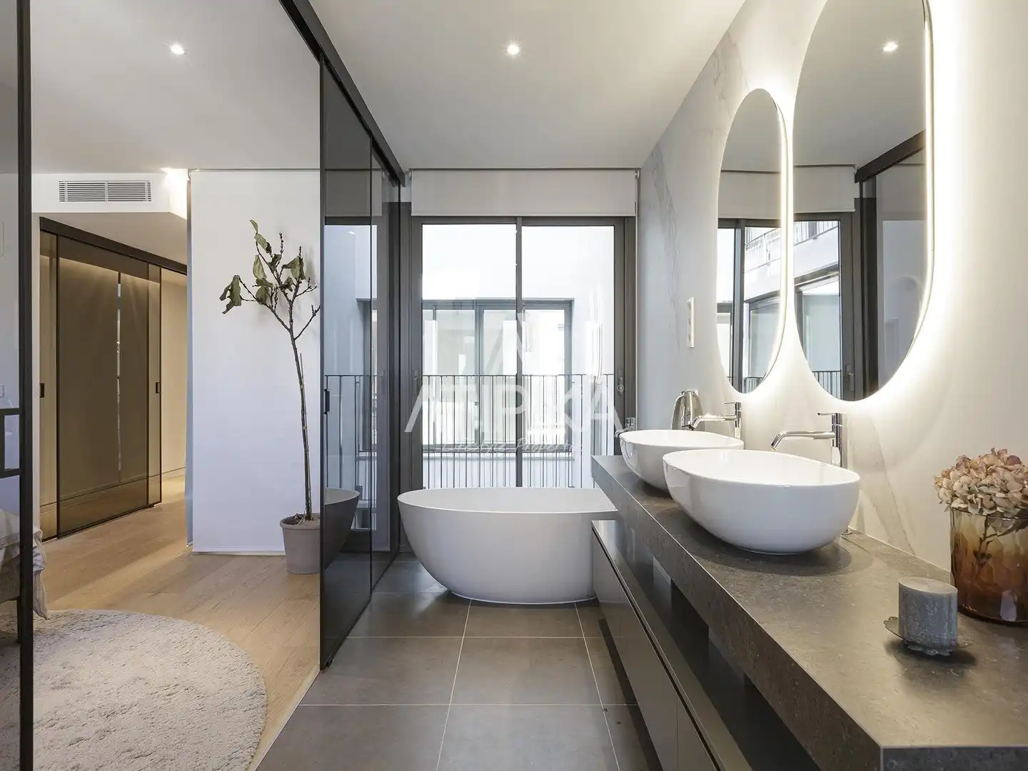Badezimmer von Dachboden zum Verkauf in Barcelona mit Klimaanlage, Heizung und Terrasse