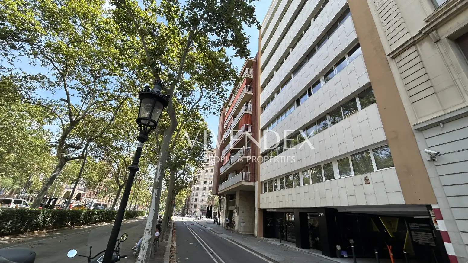 Vista exterior de Oficina de alquiler en Barcelona con Calefacción, Terraza y Amueblado