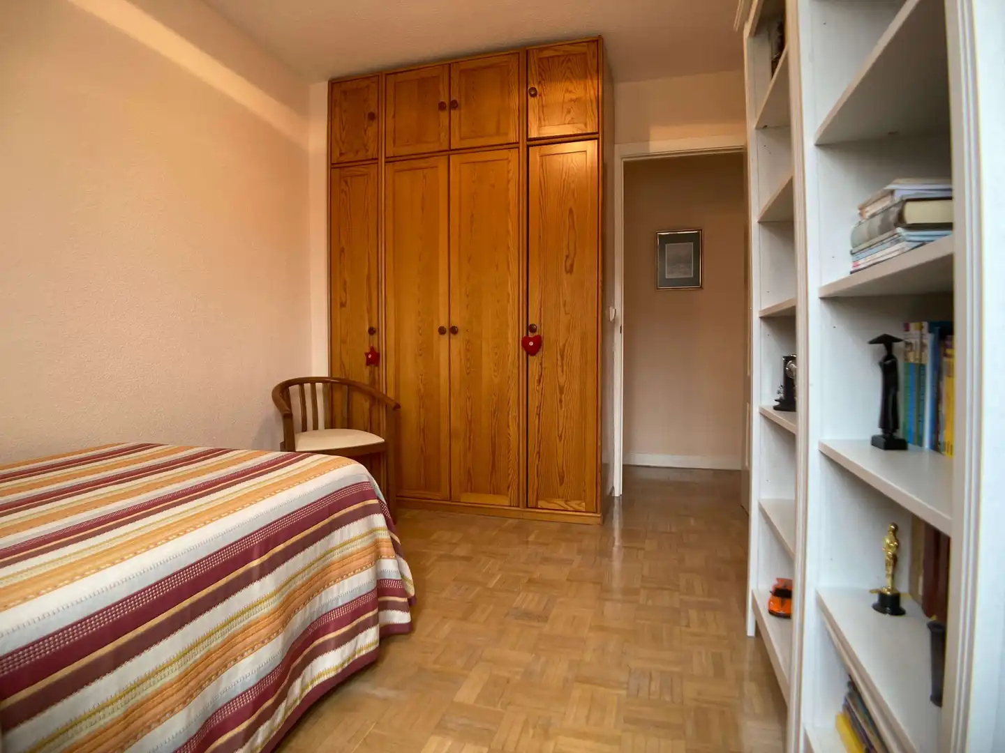 Dormitori de Pis de lloguer en Móstoles amb Calefacció, Parquet i Terrassa