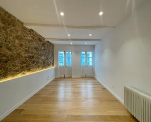 Apartament de lloguer en A Coruña Capital  amb Calefacció