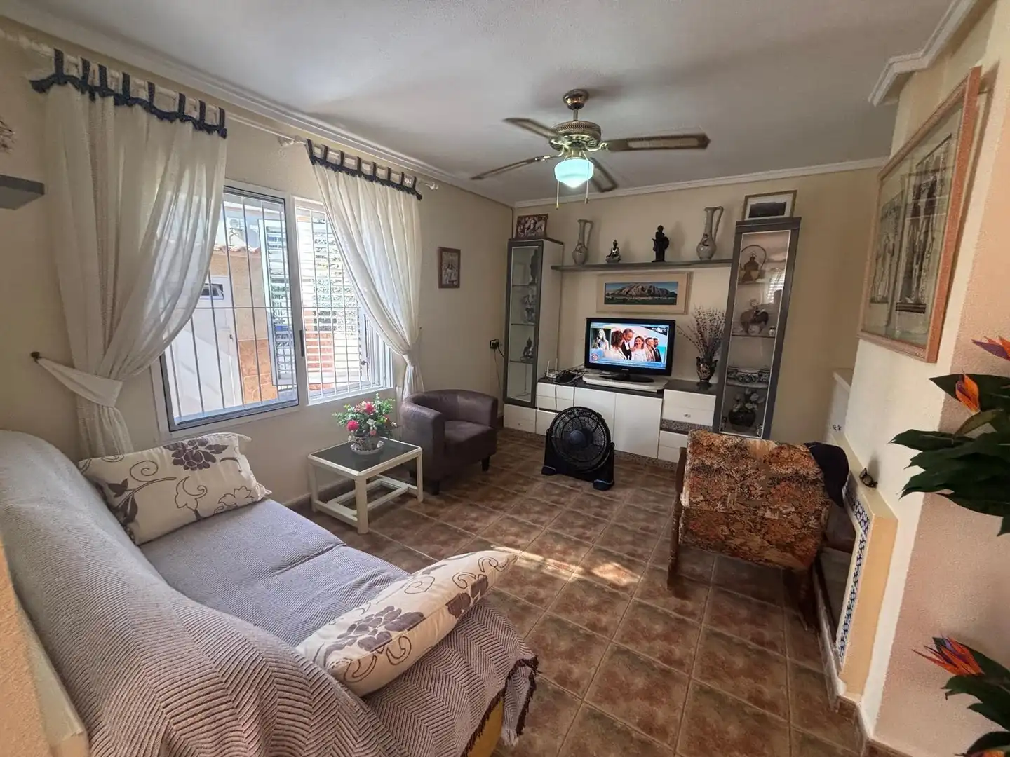 Sala de estar de Casa o chalet en venta en Torrevieja con Terraza y Piscina comunitaria
