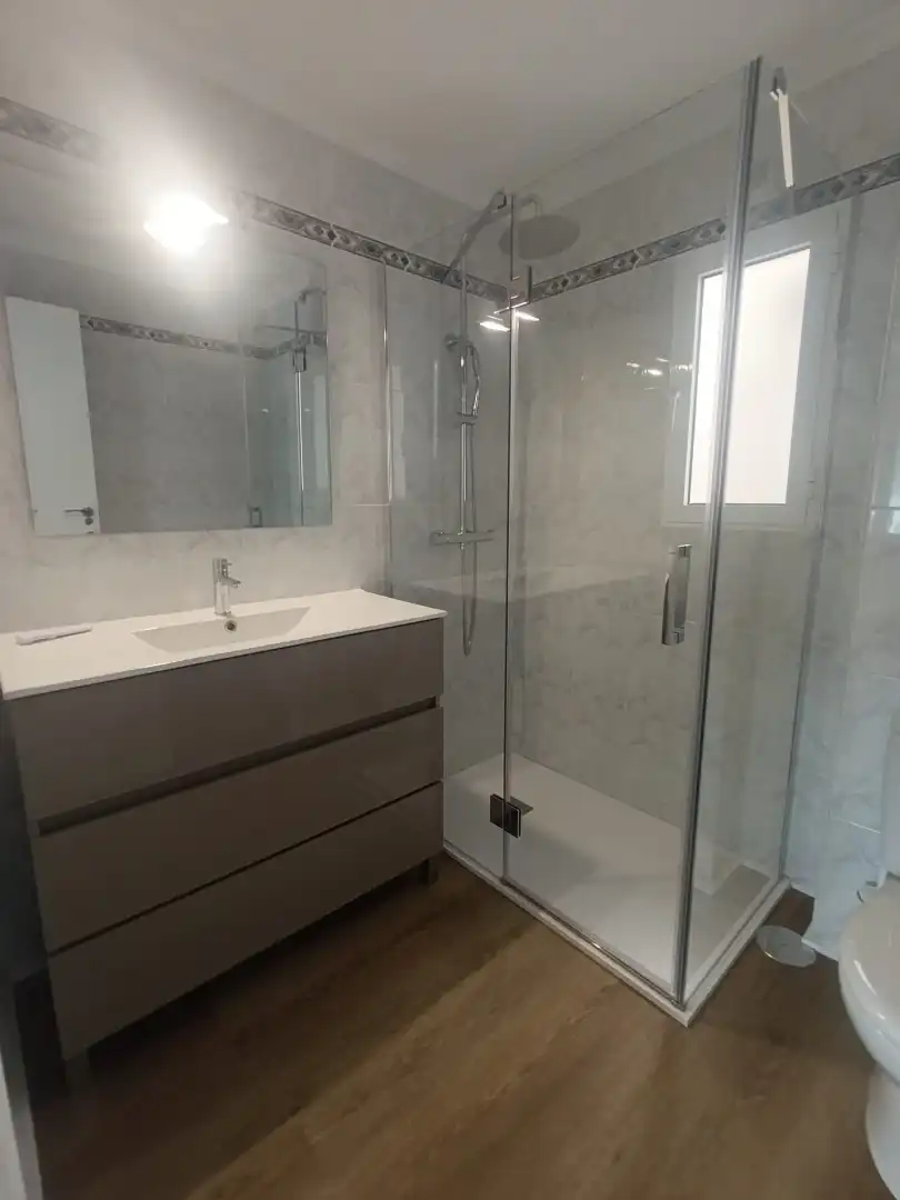 Flat for rent in Calle San Juan Bosco, 86, El Molinillo - Capuchinos