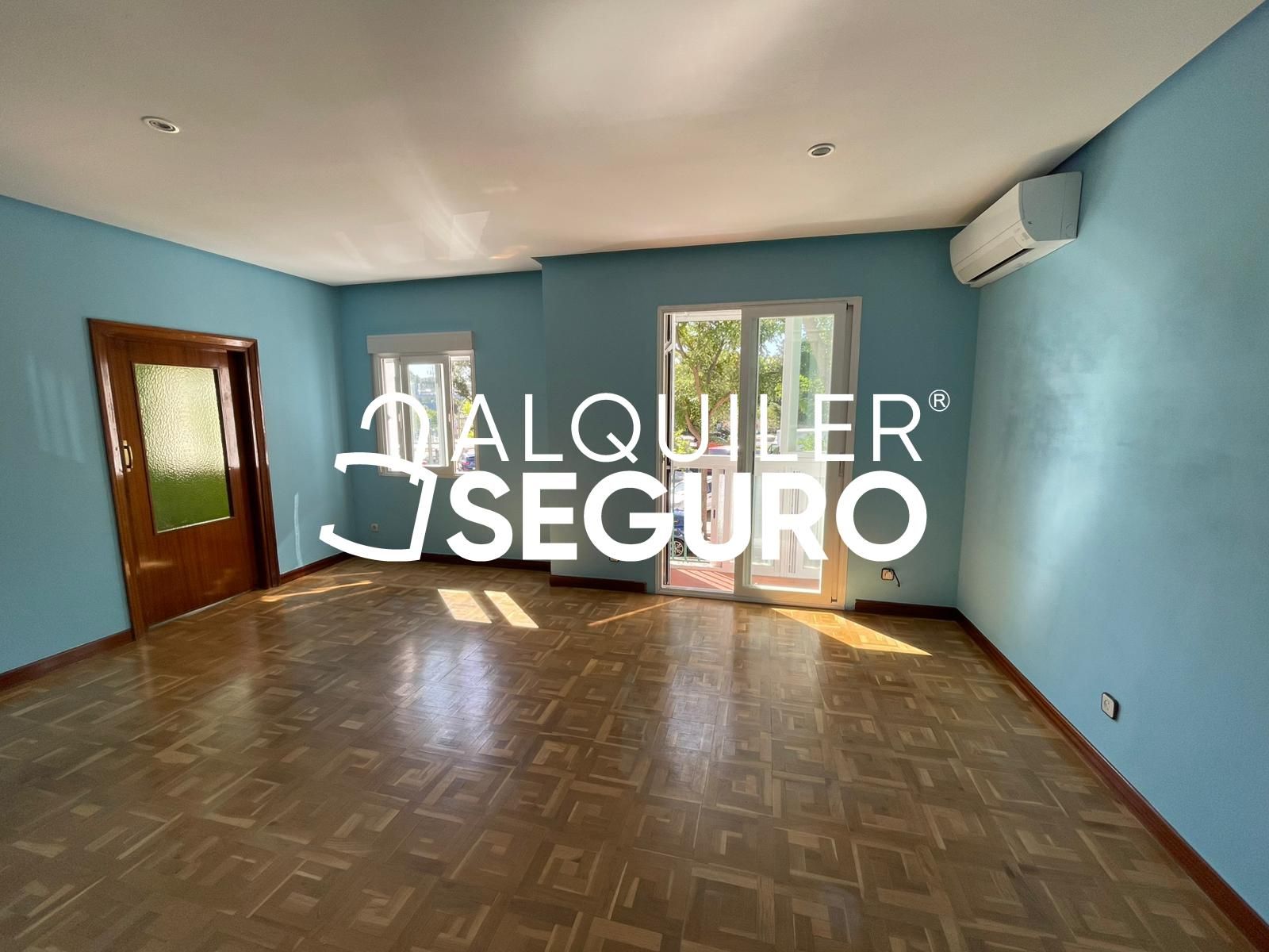 Flat to rent in  Madrid Capital  with Air Conditioner, Heating and Terrace