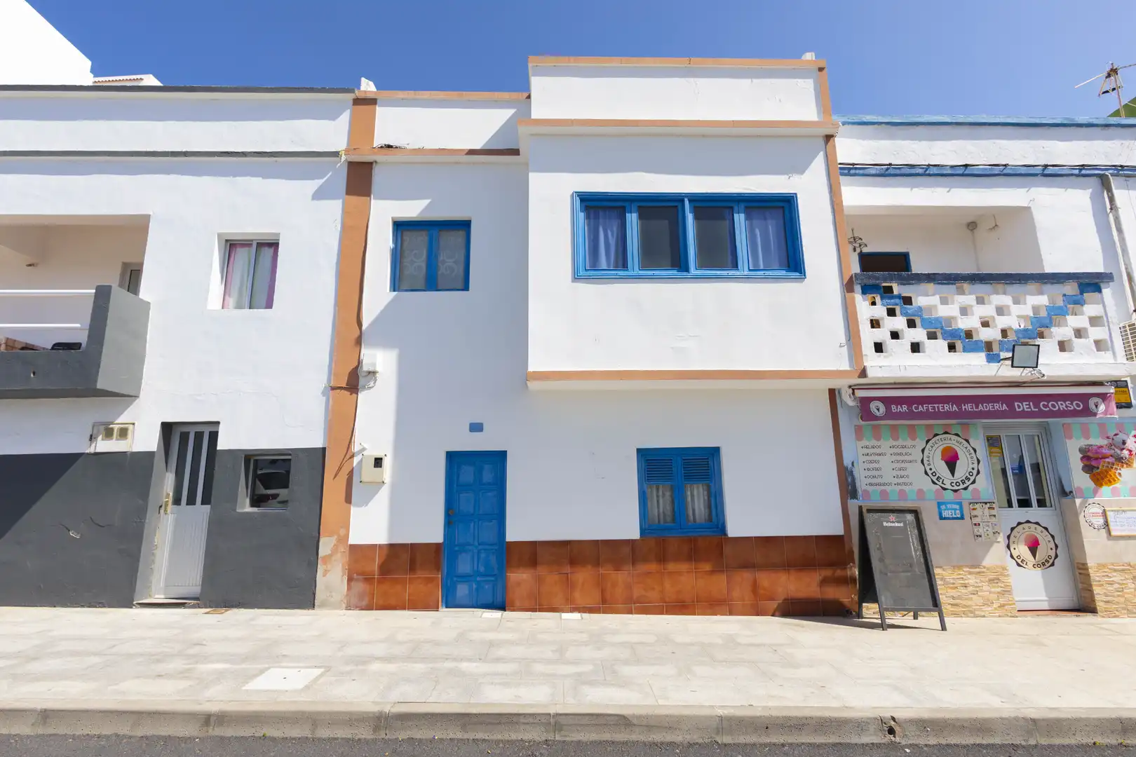 Vista exterior de Casa o xalet en venda en El Pinar de El Hierro amb Terrassa, Traster i Balcó