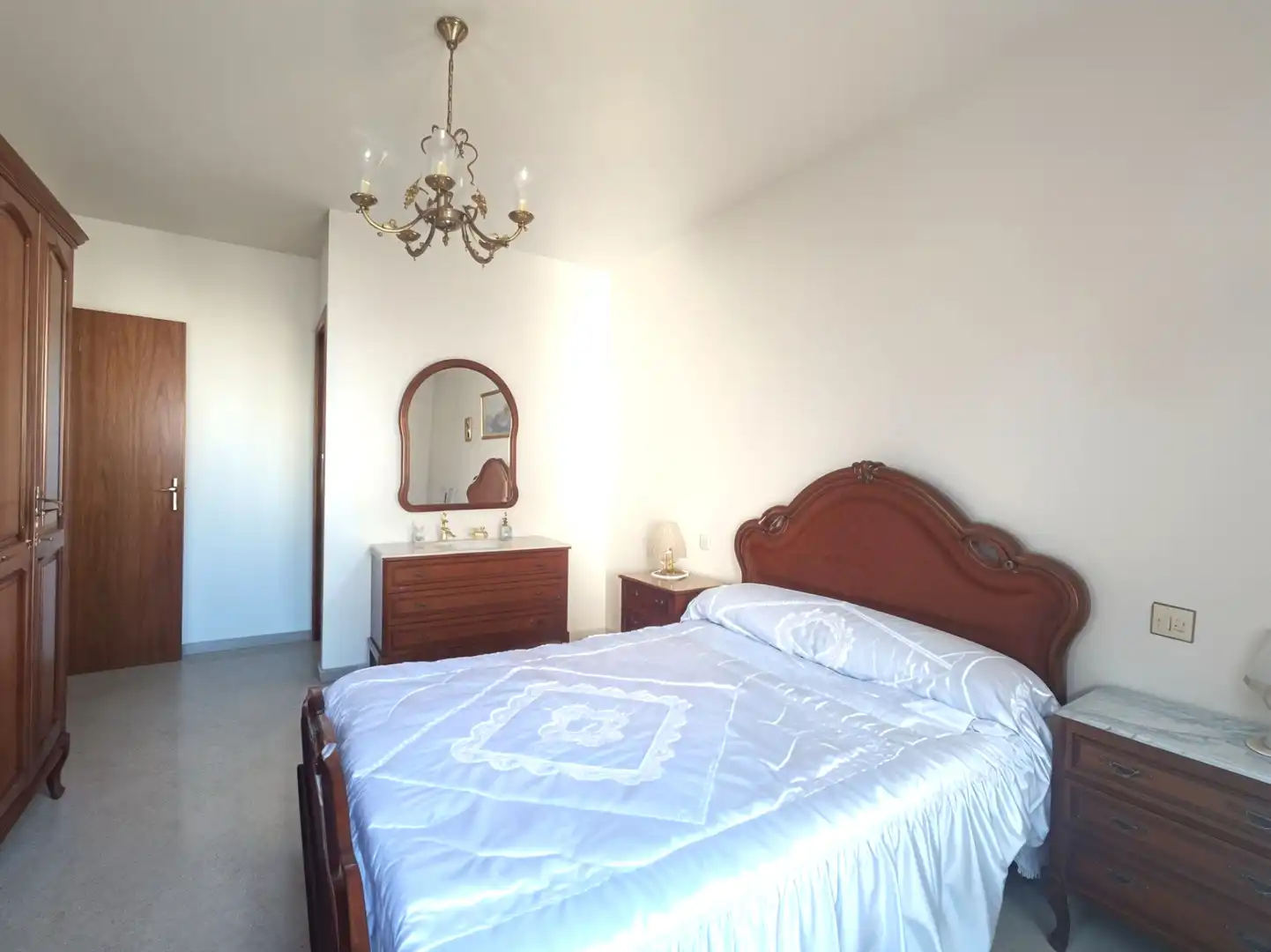 Habitación de Piso en venta en Almendralejo con Aire acondicionado, Trastero y Amueblado