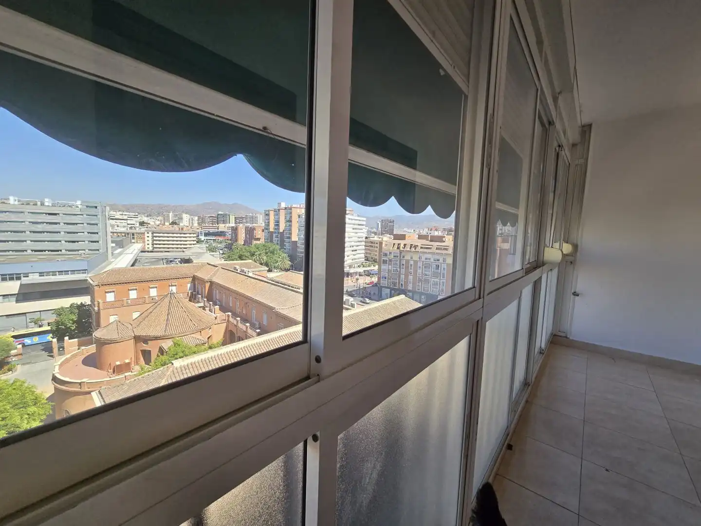 Vista exterior de Piso en venta en Málaga con Terraza