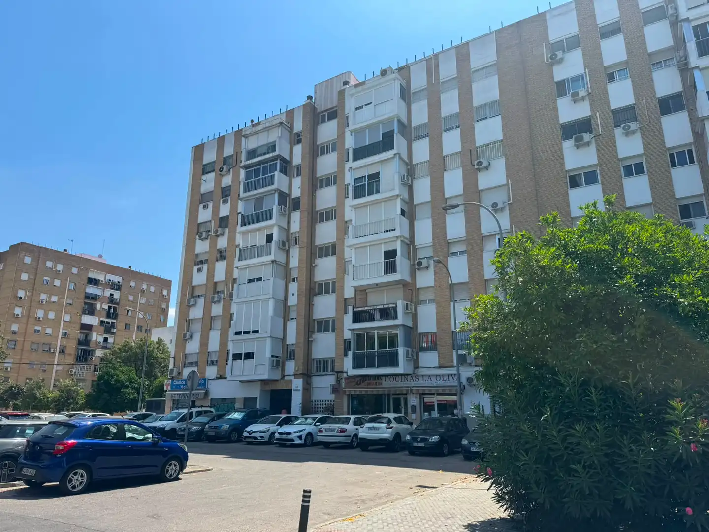Vista exterior de Piso en venta en Sevilla con Aire acondicionado y Terraza