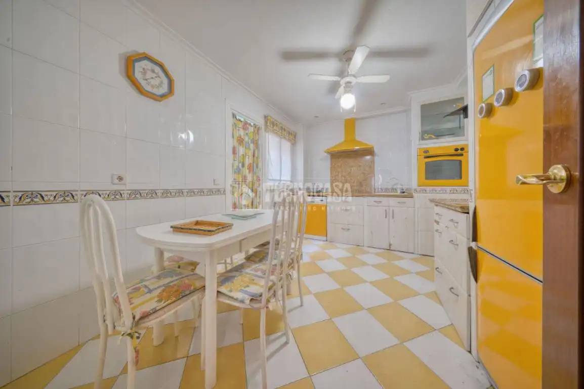 Cocina de Piso en venta en Laguna de Duero con Calefacción y Terraza