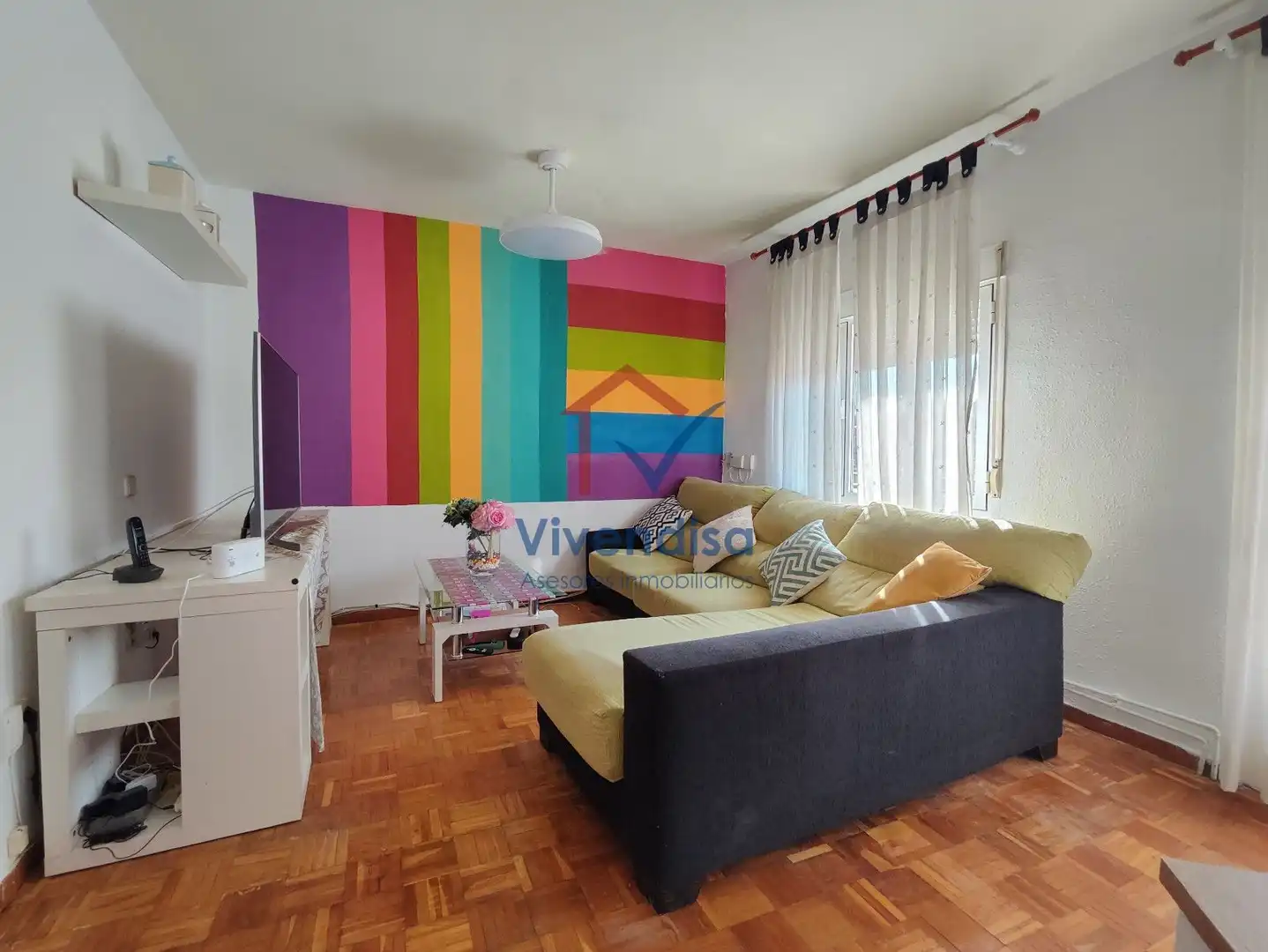 Sala d'estar de Pis en venda en Guadalajara amb Calefacció i Terrassa