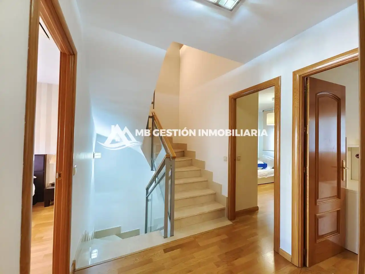 Detached homes for sale in Calle de Luarca, La Serna