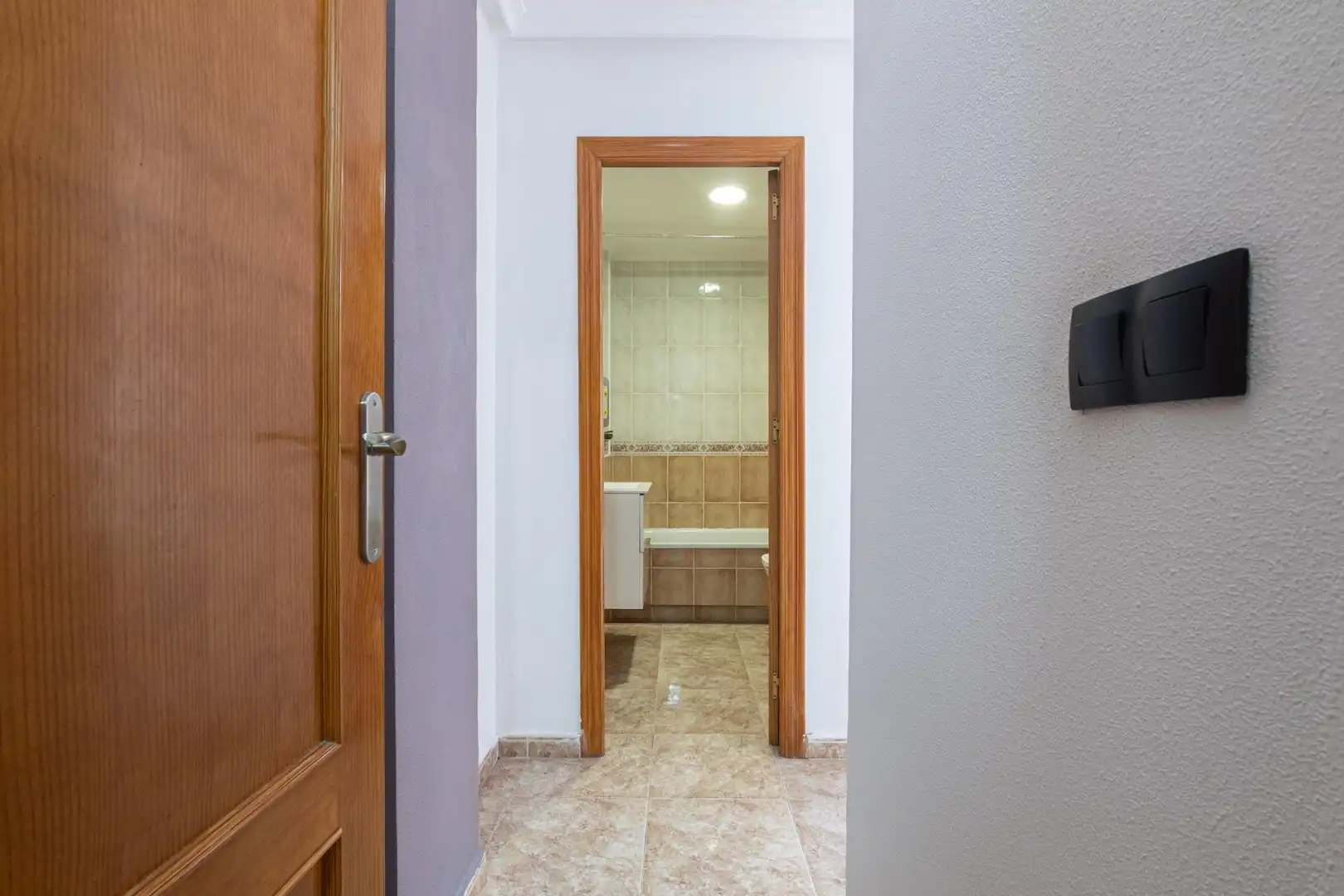 Baño de Piso en venta en Elche / Elx con Calefacción y Balcón