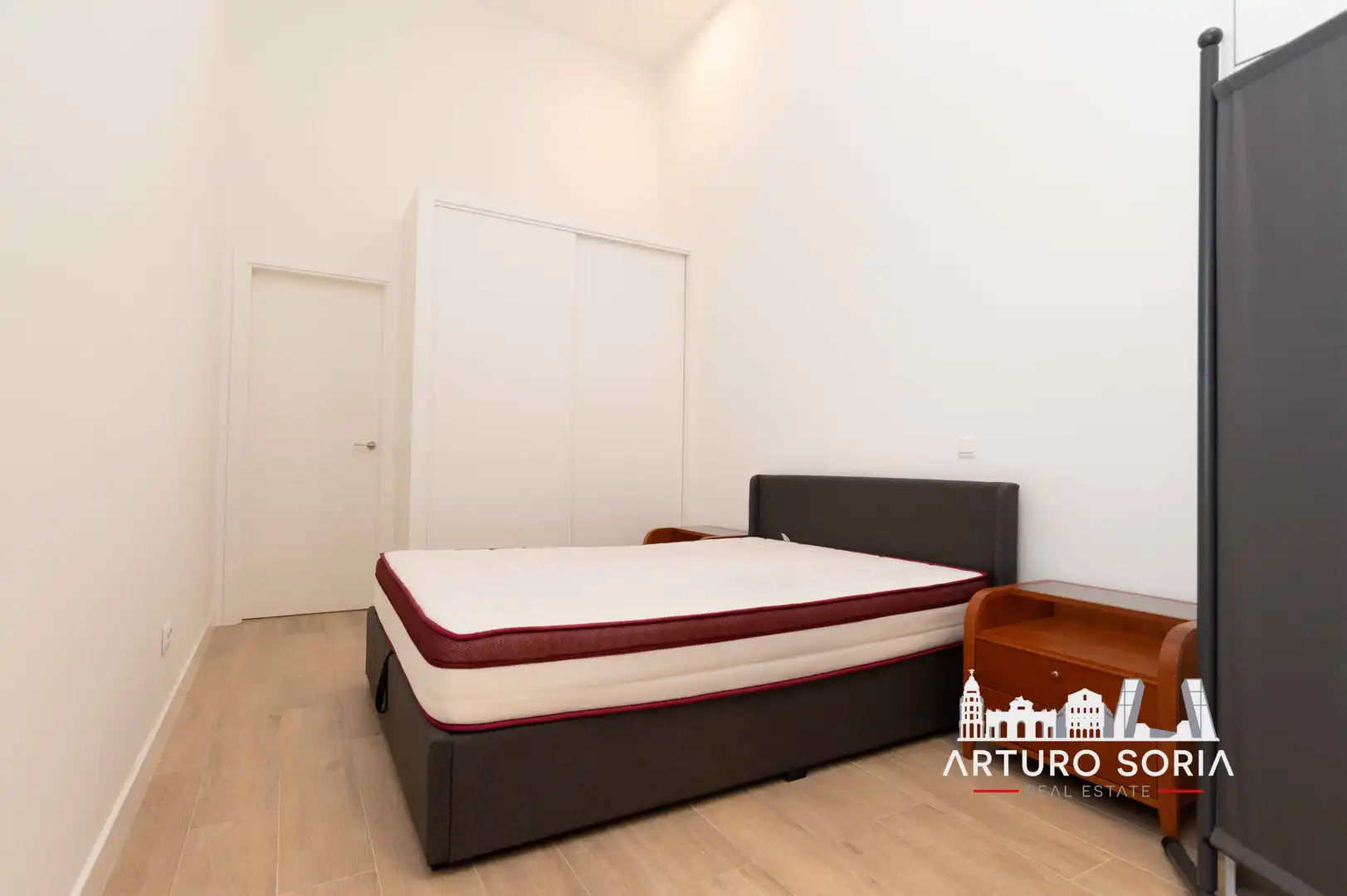 Apartament de lloguer a Calle de Arturo Soria, Concepción
