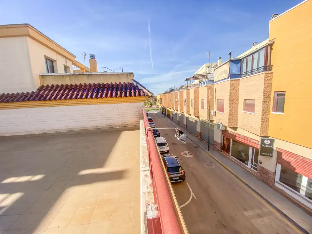Vista exterior de Dúplex en venda en Orihuela amb Moblat