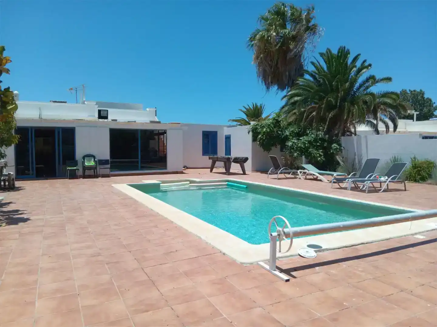 Piscina de Casa o xalet en venda en Yaiza amb Aire condicionat, Jardí privat i Traster