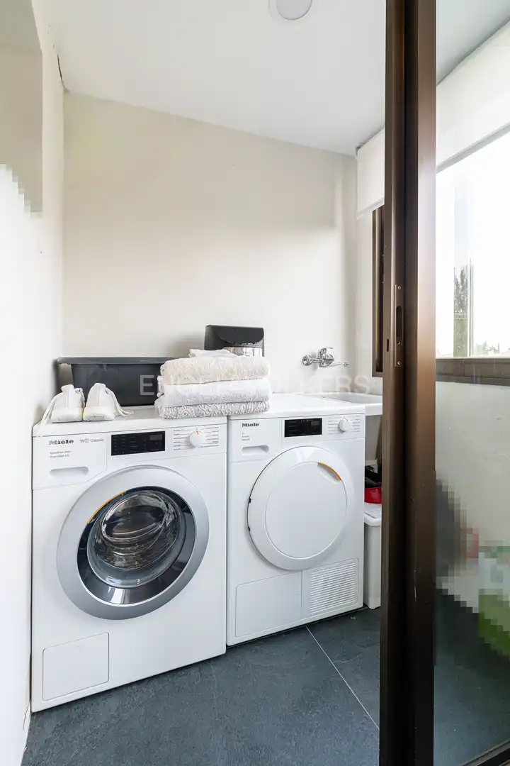 Bathroom of Attic for sale in Las Rozas de Madrid  with Air Conditioner, Heating and Terrace