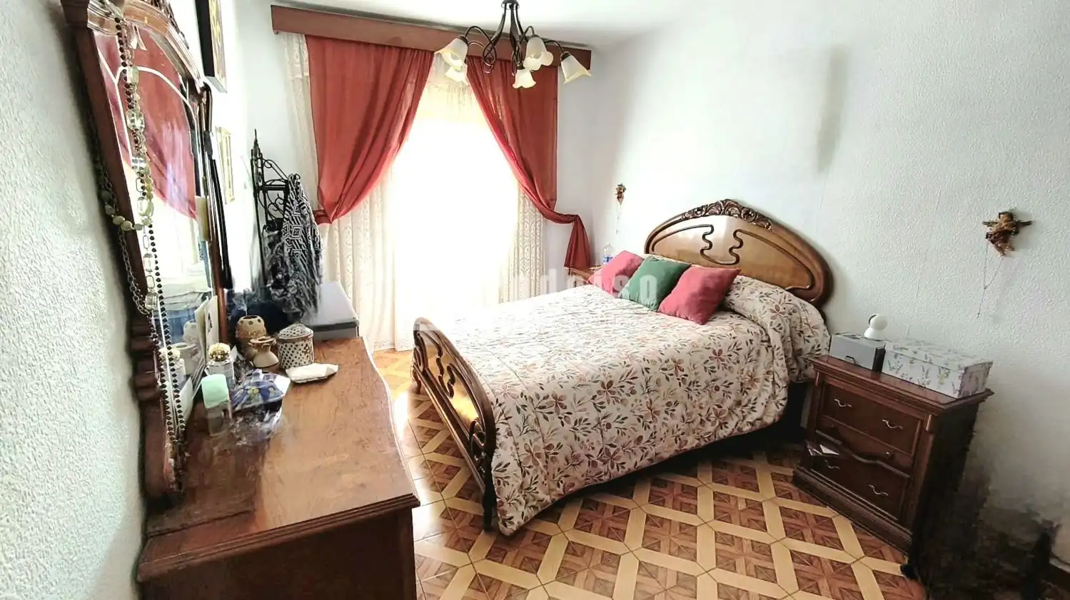 Habitación de Piso en venta en Alcalá de Henares con Aire acondicionado, Calefacción y Jardín privado