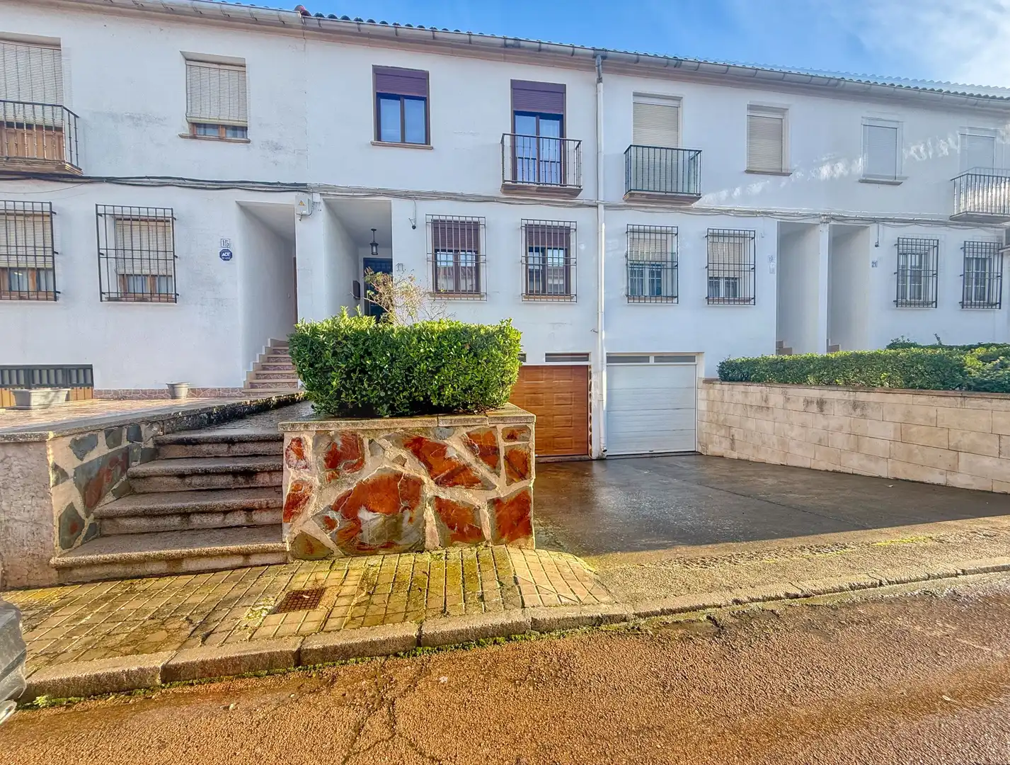 Vista exterior de Casa o chalet en venta en Almagro con Aire acondicionado, Calefacción y Terraza