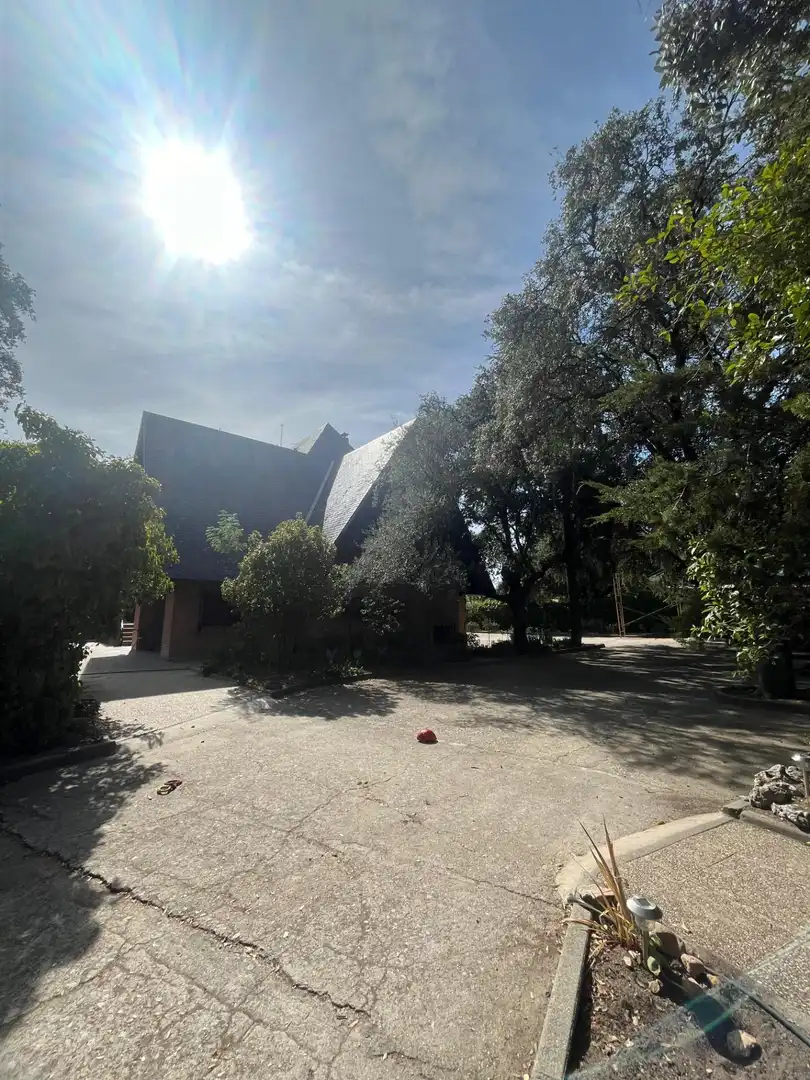 Exterior view of Houses for sale in Villanueva de la Cañada  with Heating, Swimming Pool and Balcony