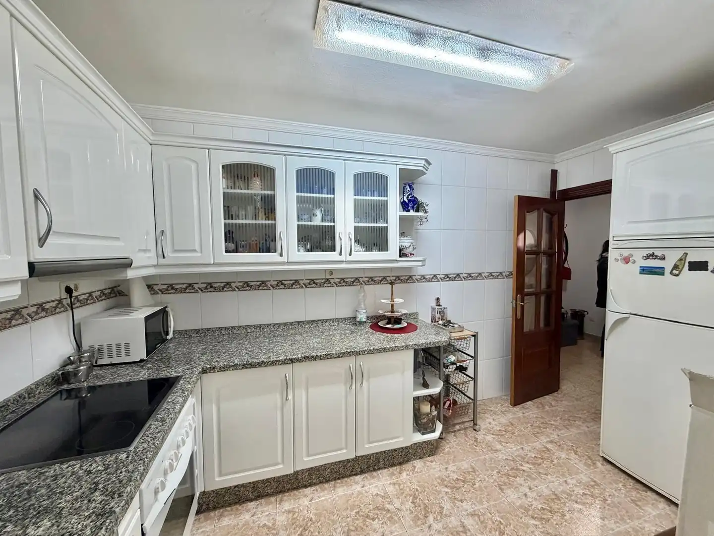 Piso en venta en Calle Calle Héroe de Sostoa, Parque Ayala - Jardín de la Abadía - Huelín