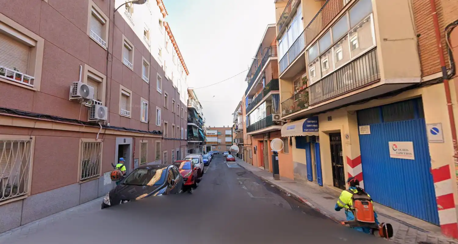 Piso en venta en FRANCISCA CALONGE, Valdeacederas