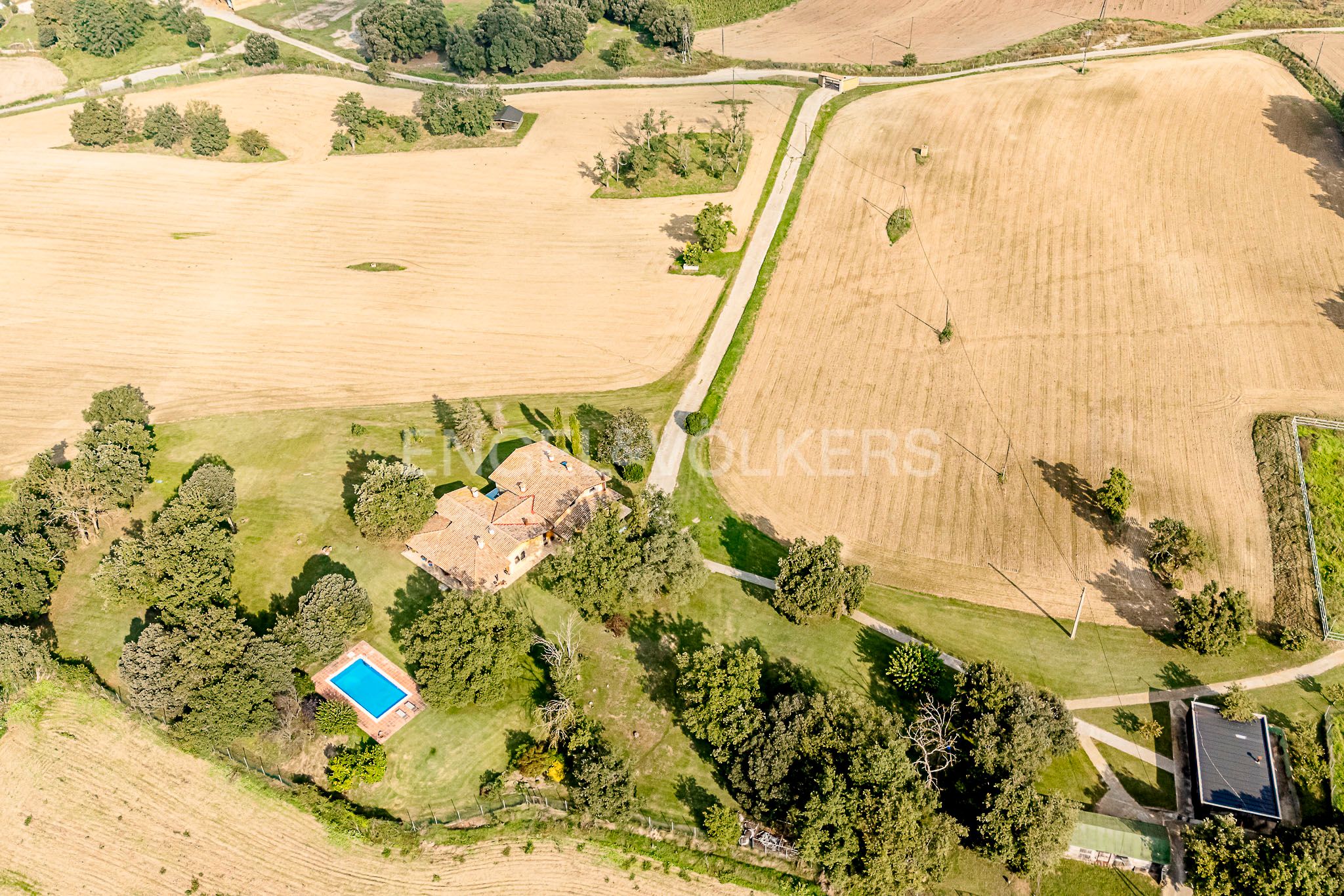 Country house for sale in Torelló  with Air Conditioner, Heating and Private garden