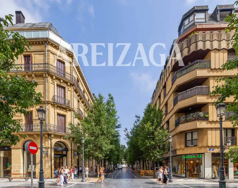 Außenansicht von Wohnung zum Verkauf in Donostia - San Sebastián  mit Heizung