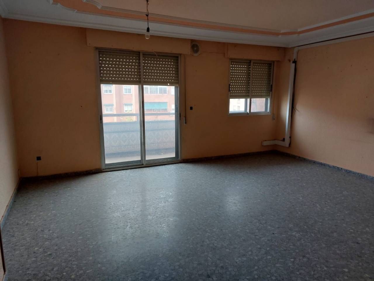 Dormitori de Pis en venda en Villarrobledo amb Calefacció i Balcó