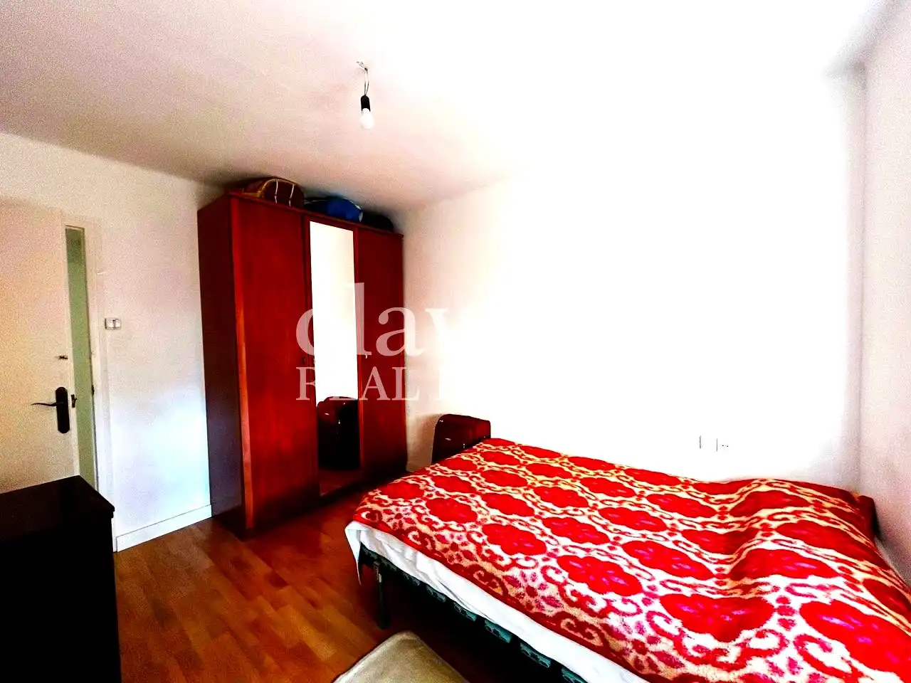 Schlafzimmer von Gebäude zum Verkauf in Barcelona