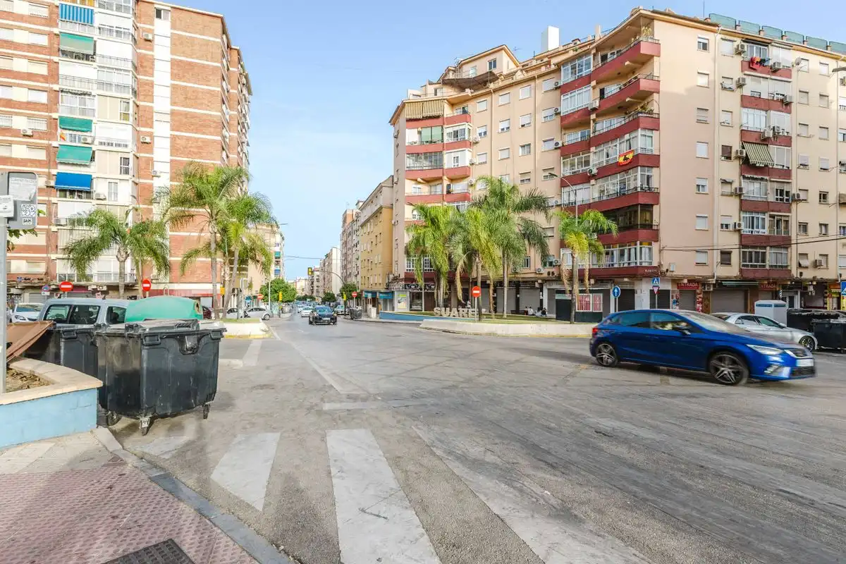 Vista exterior de Estudi en venda en Málaga amb Calefacció
